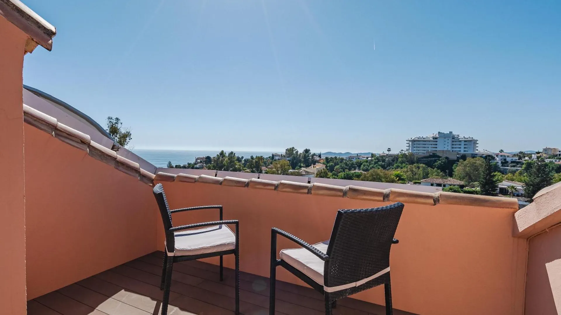 Private Luxurious Hillside Villa With Pool & Sea Views For 8 To 10 Ppl Fuengirola Spain