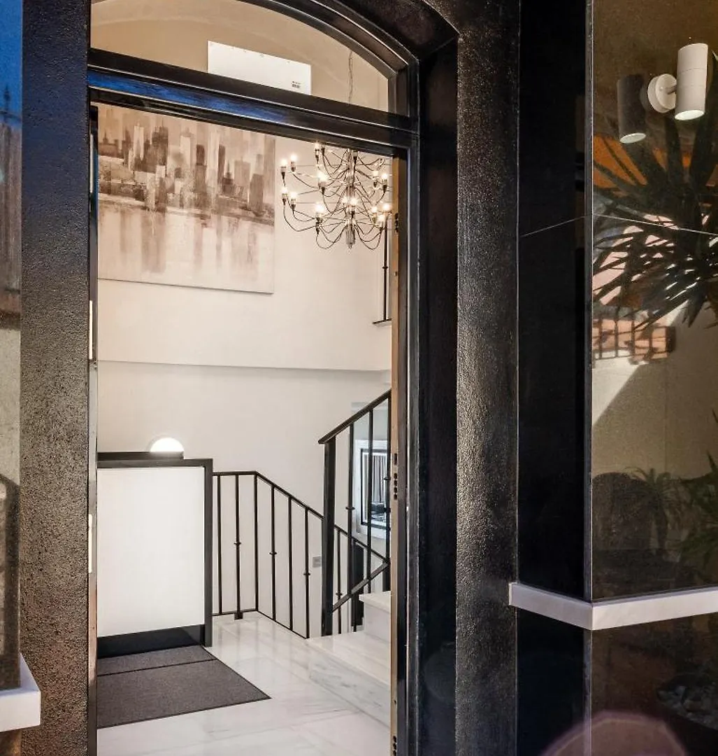 Private Luxurious Hillside Villa With Pool & Sea Views For 8 To 10 Ppl Fuengirola