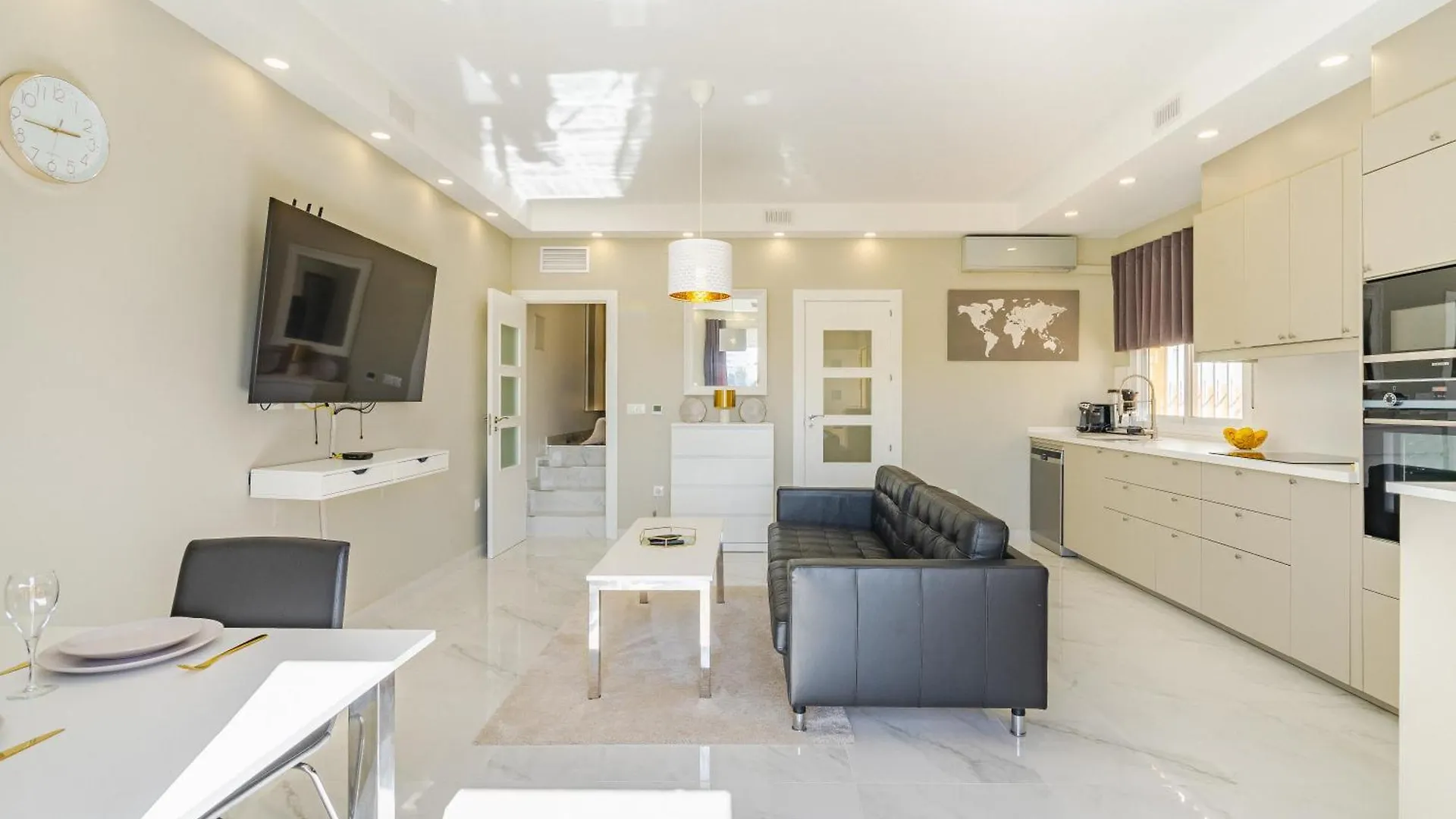 Private Luxurious Hillside Villa With Pool & Sea Views For 8 To 10 Ppl Fuengirola 0*,  Spain